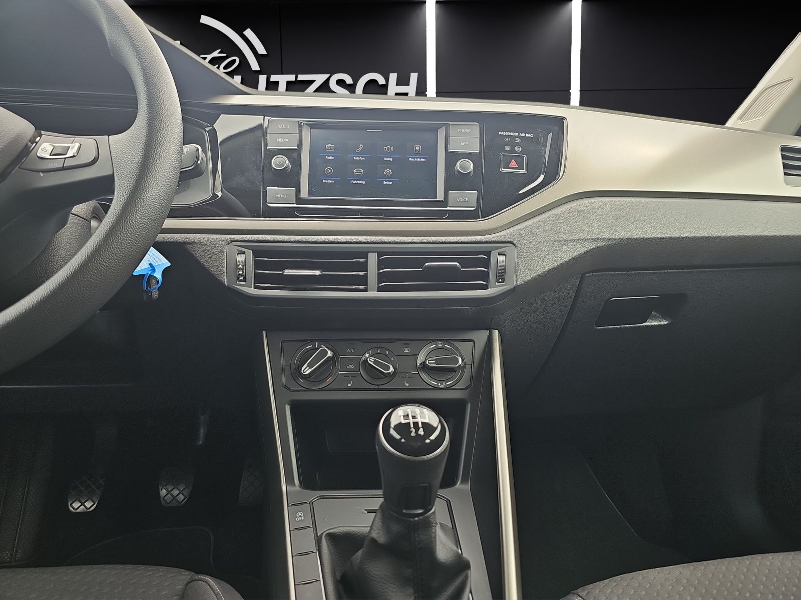 Fahrzeugabbildung Volkswagen Polo Comfortline TSI SHZ PDC DAB+ WeConnect Klim