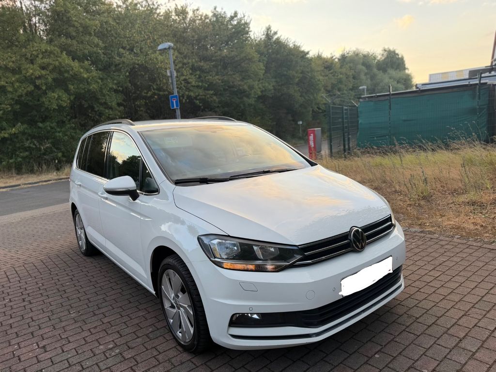 Image of Volkswagen Touran