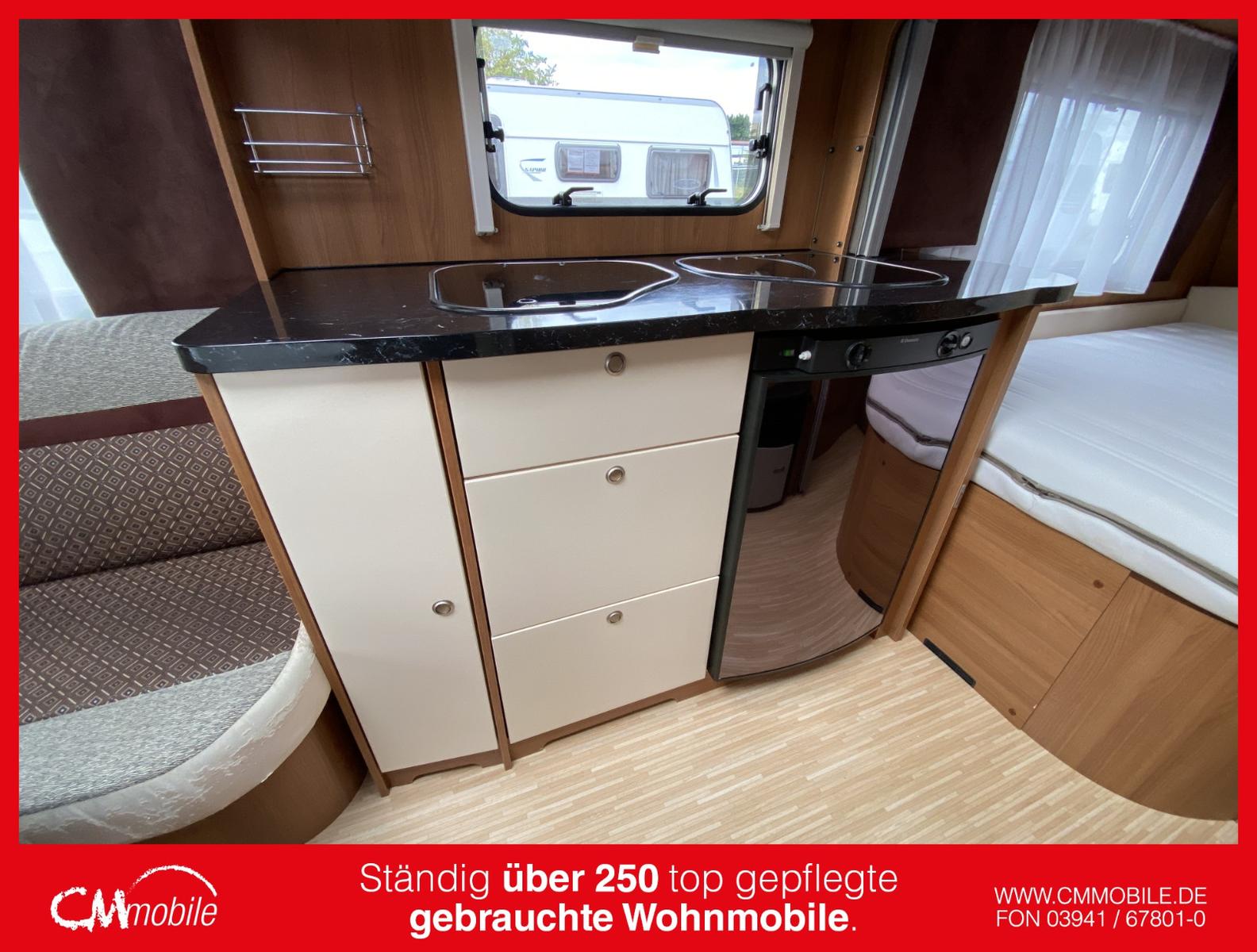 LMC Musica 470 D - Rundsitzgruppe - Festbett längs