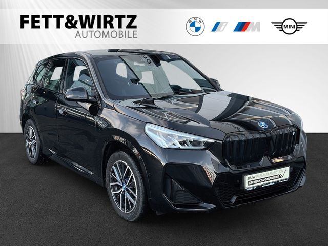 BMW iX1 xDrive30 M Sportpaket|Parkassistent|DAB