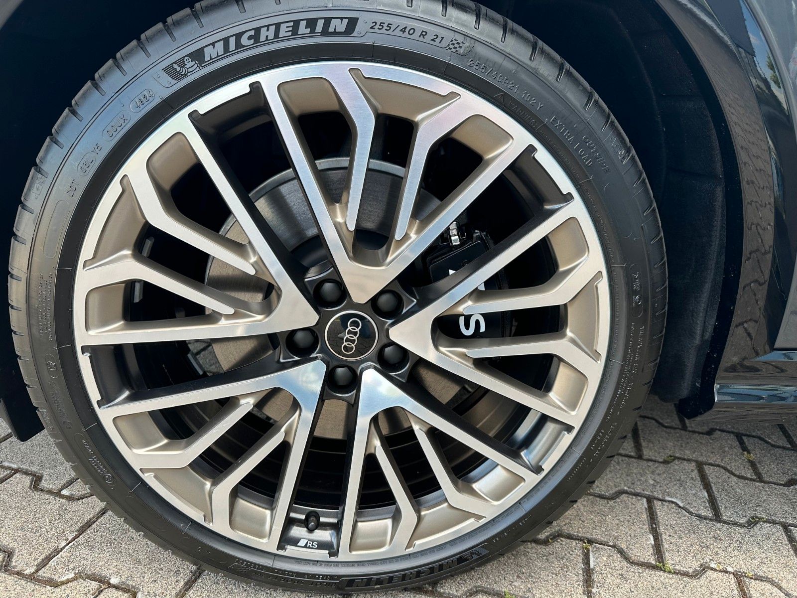 Fahrzeugabbildung Audi SQ5 Sportback quattro edition one AHK