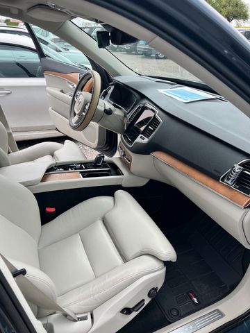 XC 90 XC90 Momentum Pro AWD