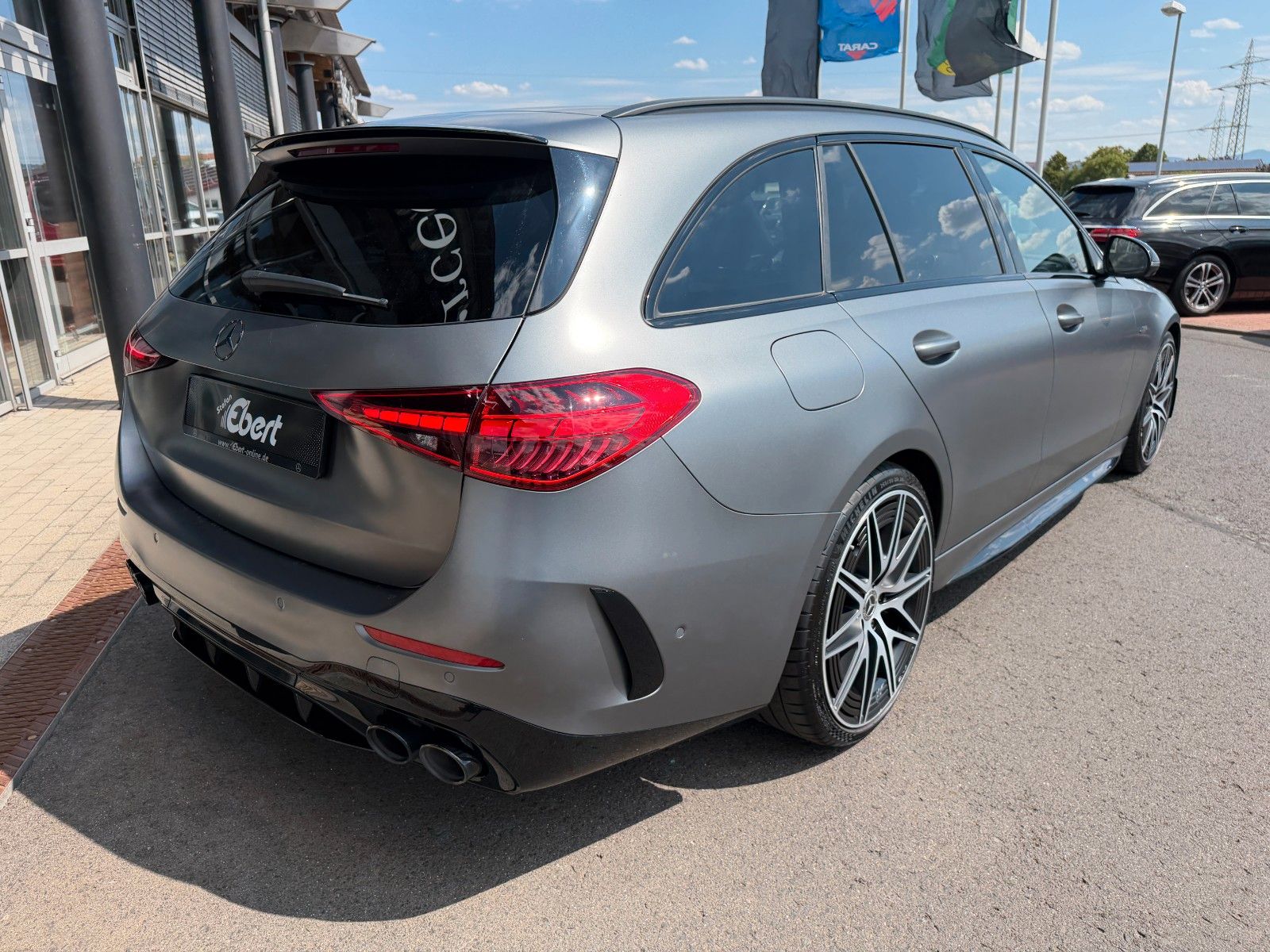 Fahrzeugabbildung Mercedes-Benz C 43 AMG T HUD+Pano+360°+StdH+Digital+Distr+20"