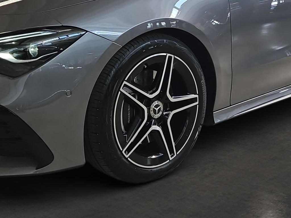 Fahrzeugabbildung Mercedes-Benz CLA 200 SB AMG AHK Pano LED SHZ Ambie. 360° ACC