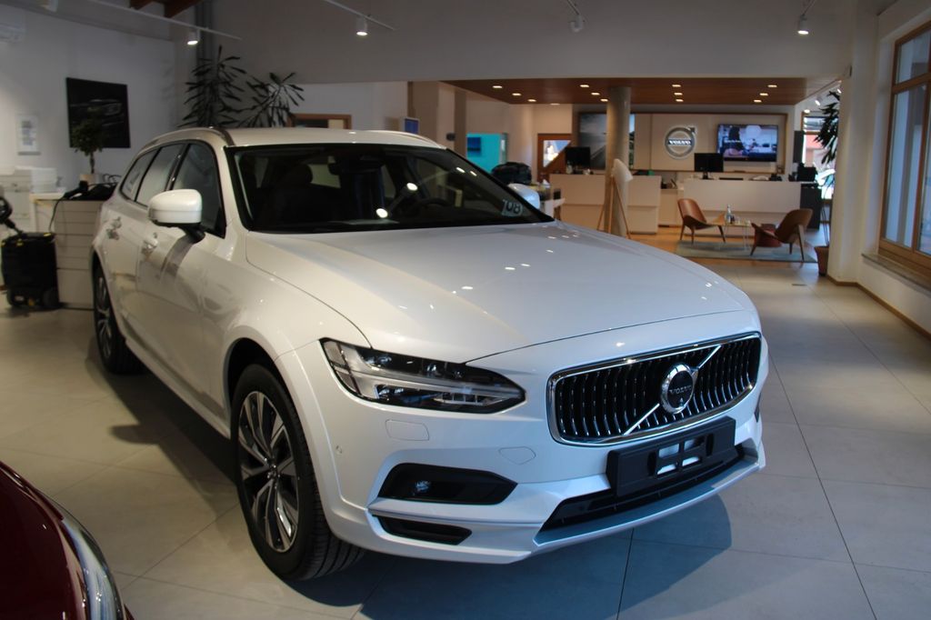 Volvo V90 Cross Country