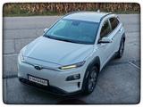 Hyundai KONA Elektro ELEKTRO 150kW - - Hyundai KONA Elektro von privat