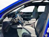 Audi Q8 S line 55 e-tron quattro 300 kW - blaue Audi Q8 e-tron