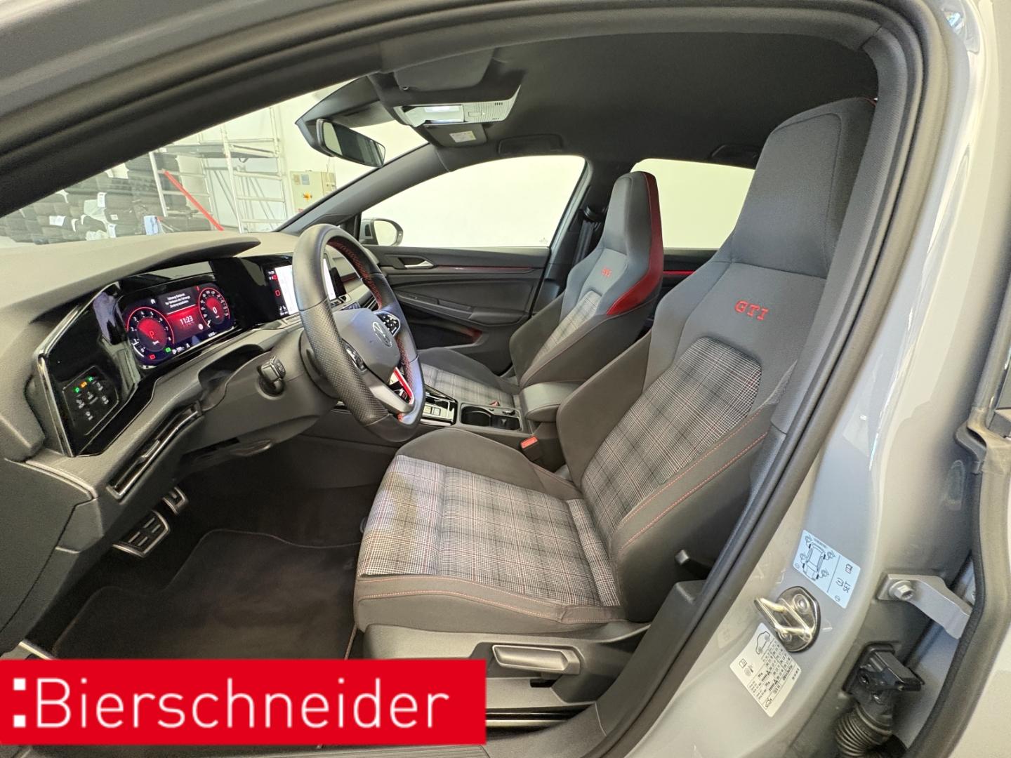 Volkswagen Golf GTI 8 2.0 TSI DSG IQ-LIGHT DIGITAL COCKPIT, миниатюра 8