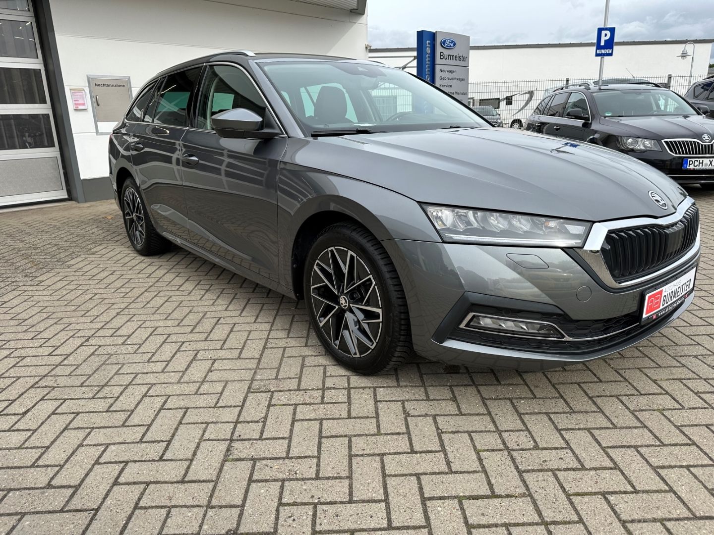 SKODA Octavia Style 2.0 TDI DPF EU6d Combi - Image 8