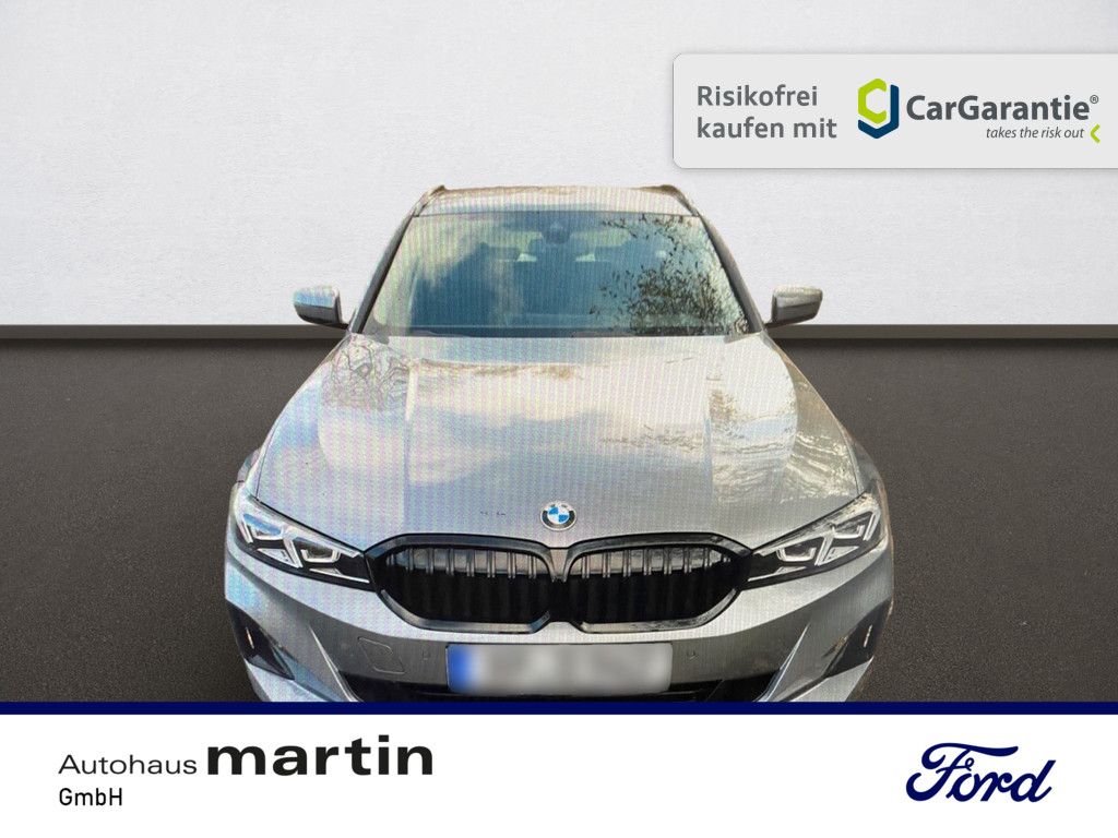 Fahrzeugabbildung BMW 318 d SHADOW KEYLESS MEMORY PDC SHZ NAVI AHK LED