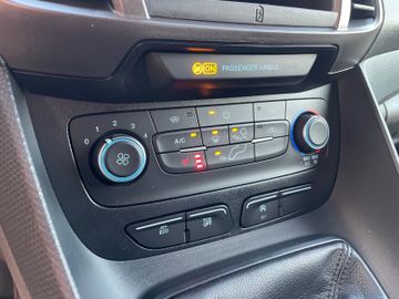 Fahrzeugabbildung Ford Transit Connect Kasten Trend Klima PDC SHZ uvm