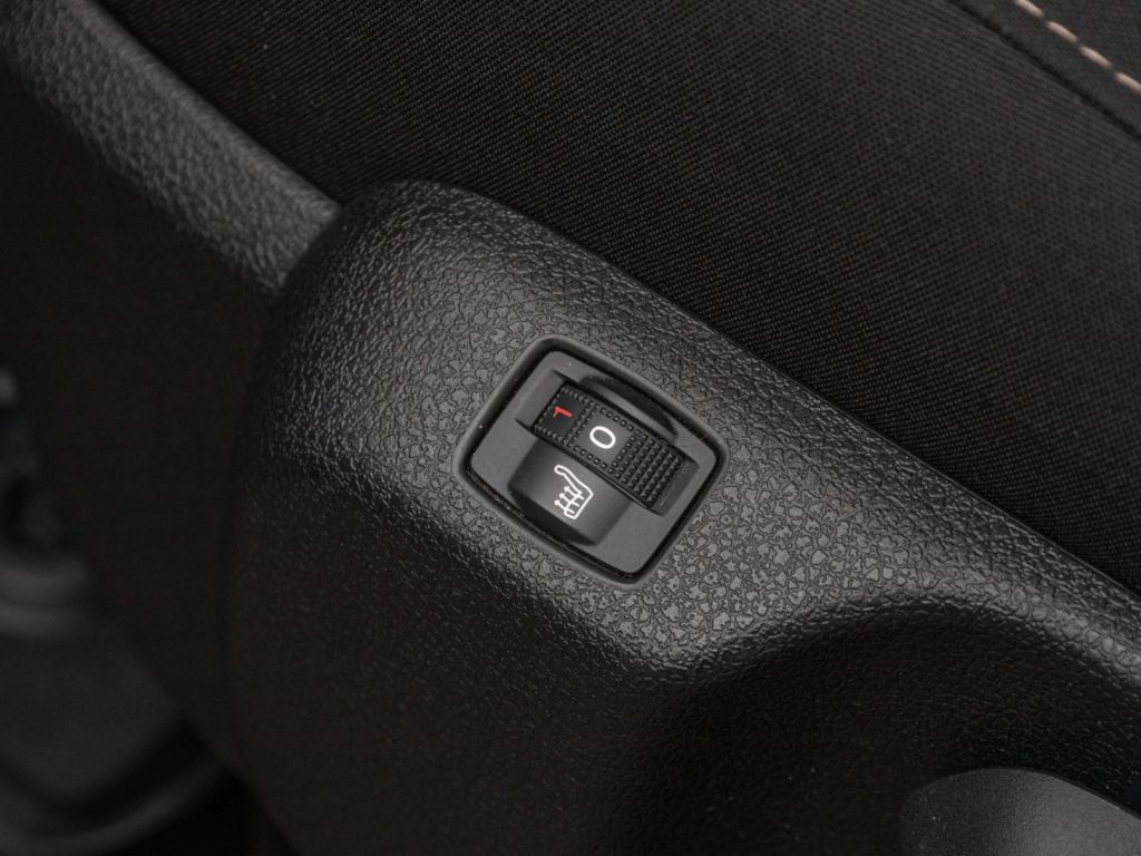 TOYOTA Proace 2,0-l-D-4D L1 (8-Si.) Autm. Verso Team De TOYOTA Proace 2,0-l-D-4D L1 (8-Si.) Autm. Verso Team De