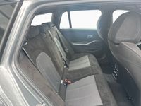 BMW 330 - Vorschau Bild 12