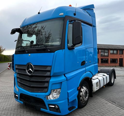 Mercedes-Benz Actros 1843 | Lowliner | German Truck | TOP