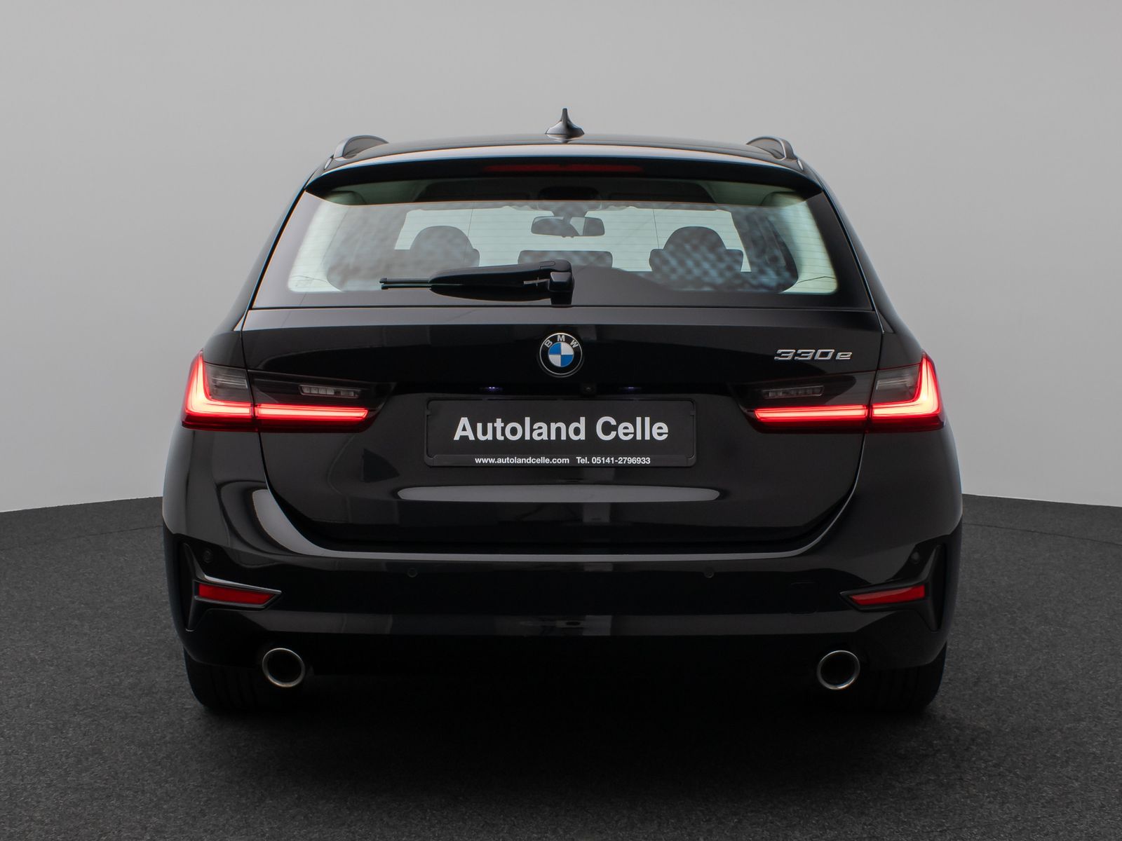 Fahrzeugabbildung BMW 330e Kamera DAB CockPitPr DrivAssis Alarm Sport