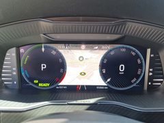 Fahrzeugabbildung Skoda Superb Combi Sportline iV Navi LED ACC AHK 360°