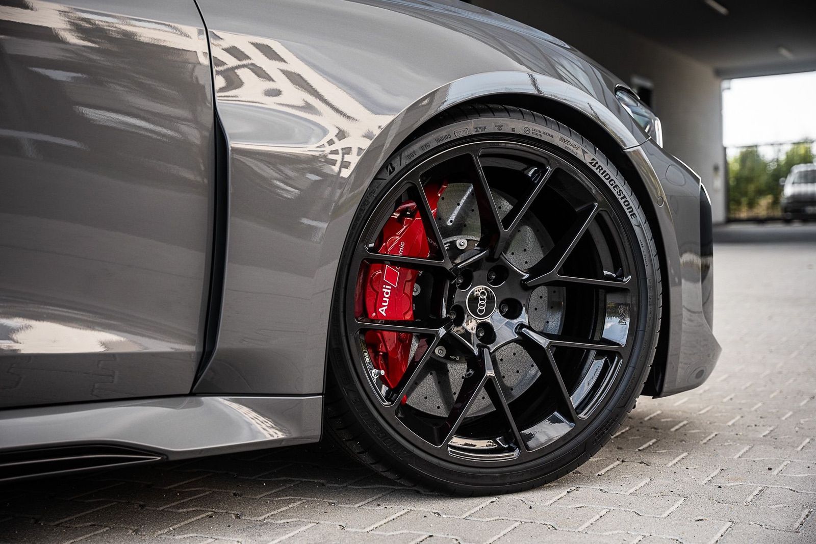 Fahrzeugabbildung Audi RS5 Avant KERAMIK|B&O|TECHPRO|HUD|SPORTPAKET|285