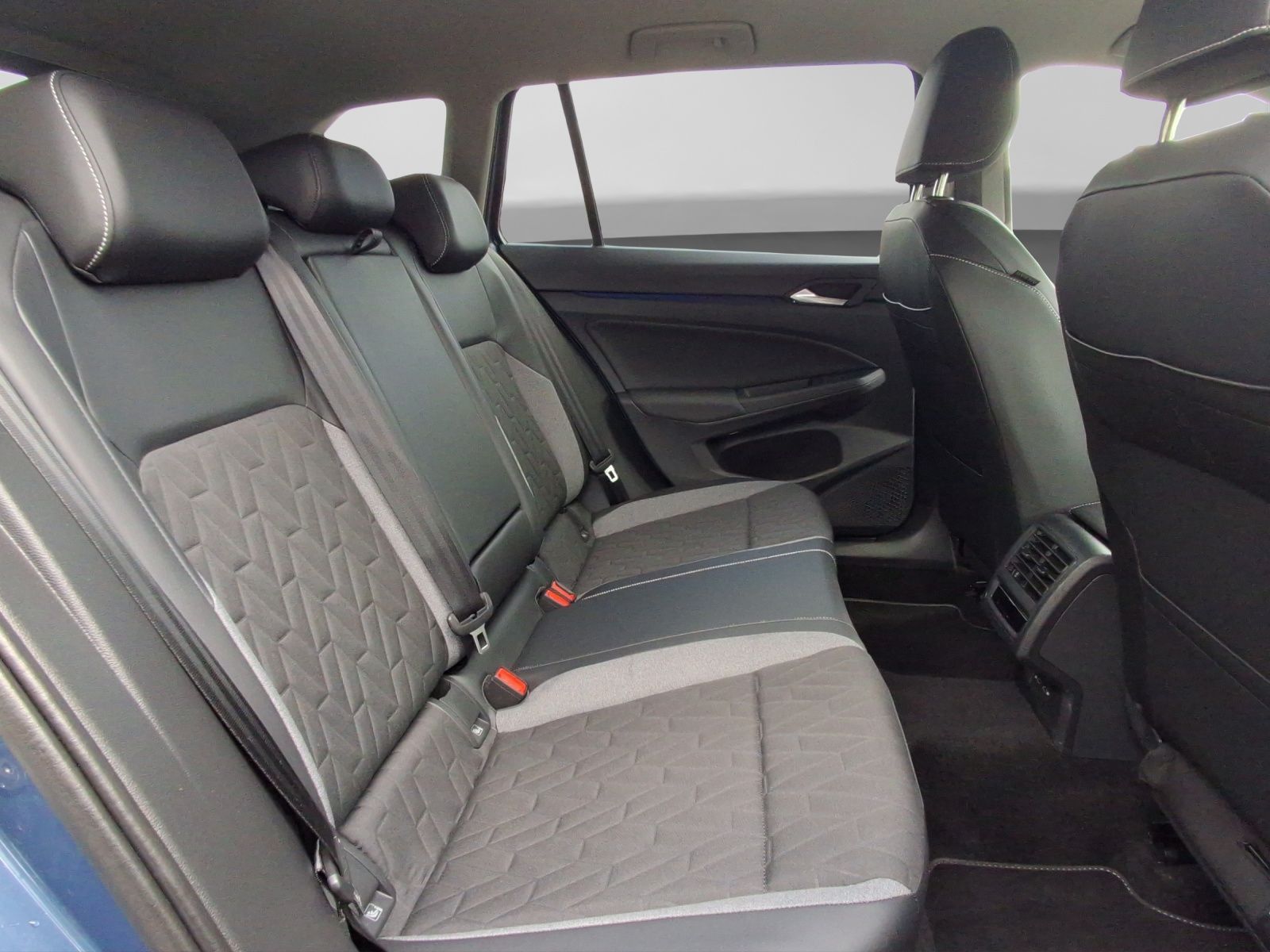 Volkswagen Golf - Bild 7