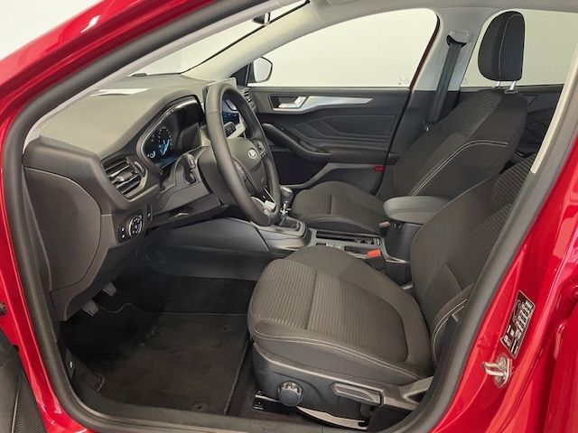 Fahrzeugabbildung Ford Focus Turnier Titanium MHEV LED Kamera Tempomat