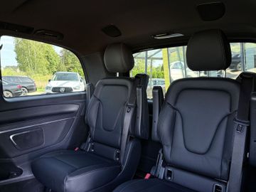 Mercedes V 250 - 12