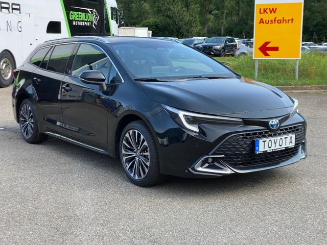 Corolla Touring Sports Teamplayer LED Safety