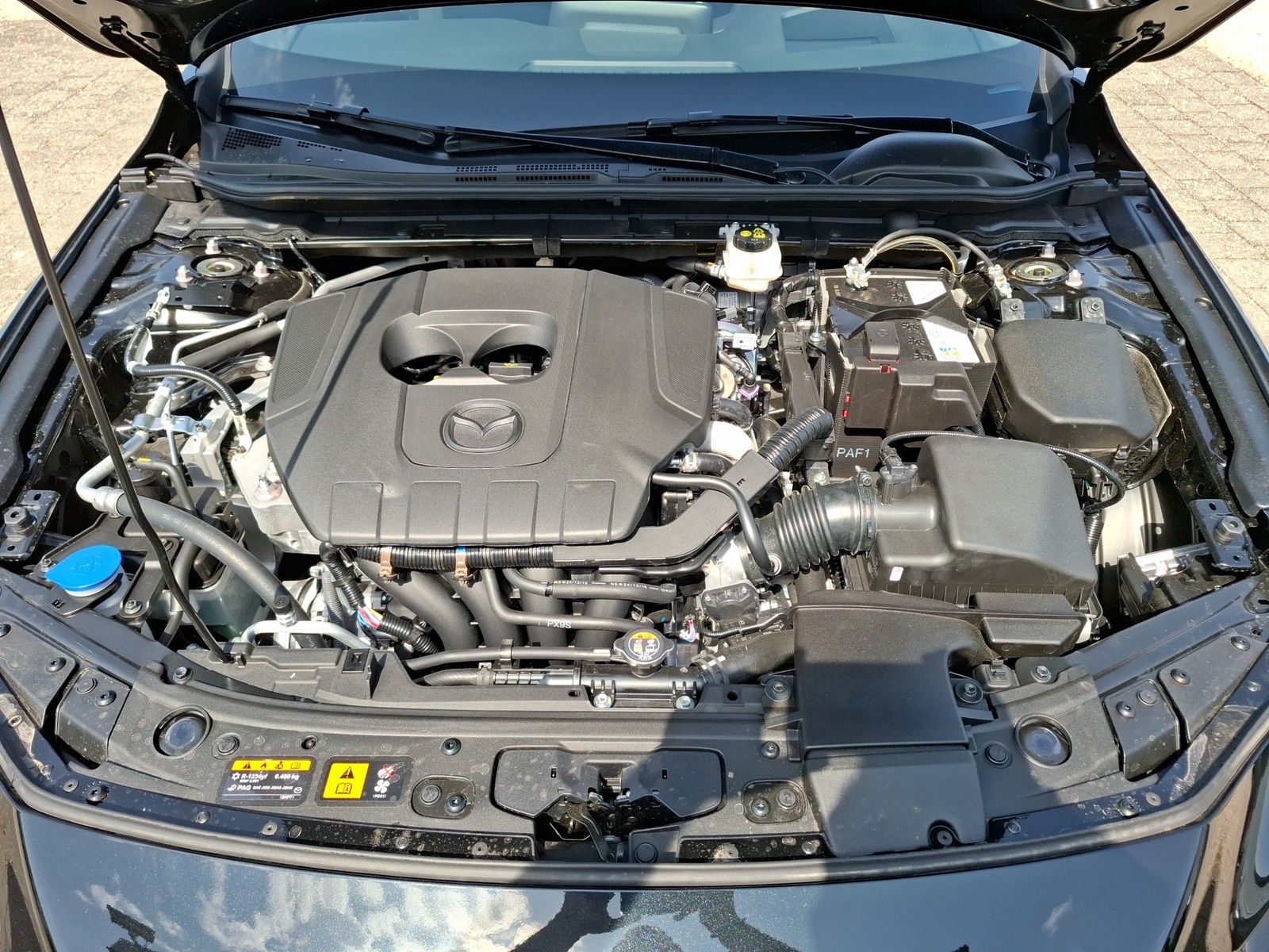 MAZDA 3 2.5 e-SKYACTIV G 140PS 6AT Homura - Image 14