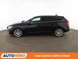 Volvo V60 2.4 D4 Summum AWD Aut.*NAVI*BiXENON*CAM*SHZ* - Volvo V60 mit Diesel-Antrieb