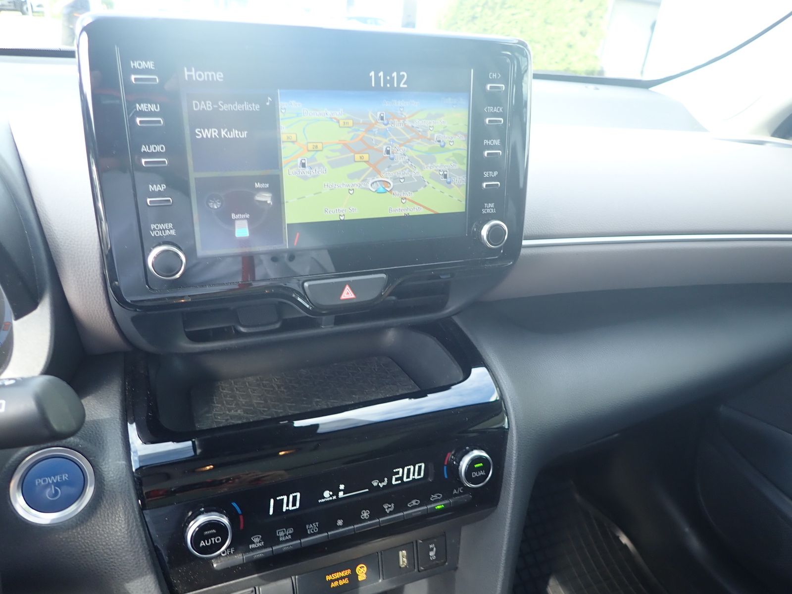 Fahrzeugabbildung Toyota Yaris Cross 1.5 Hybrid Elegant 4X2
