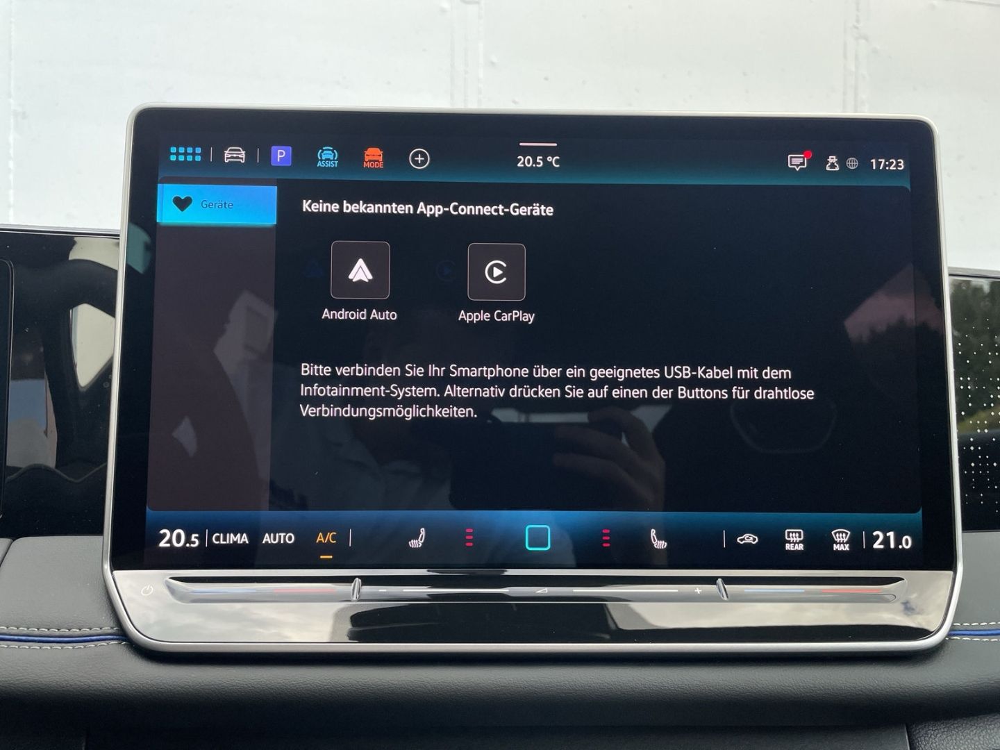 Tiguan 2.0 TDI R-Line Black Style 360°Kamera/AHK