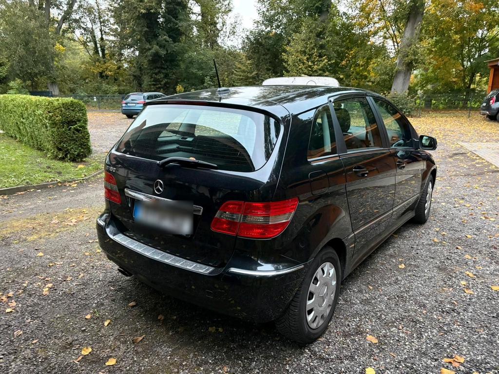 Mercedes-Benz B 150