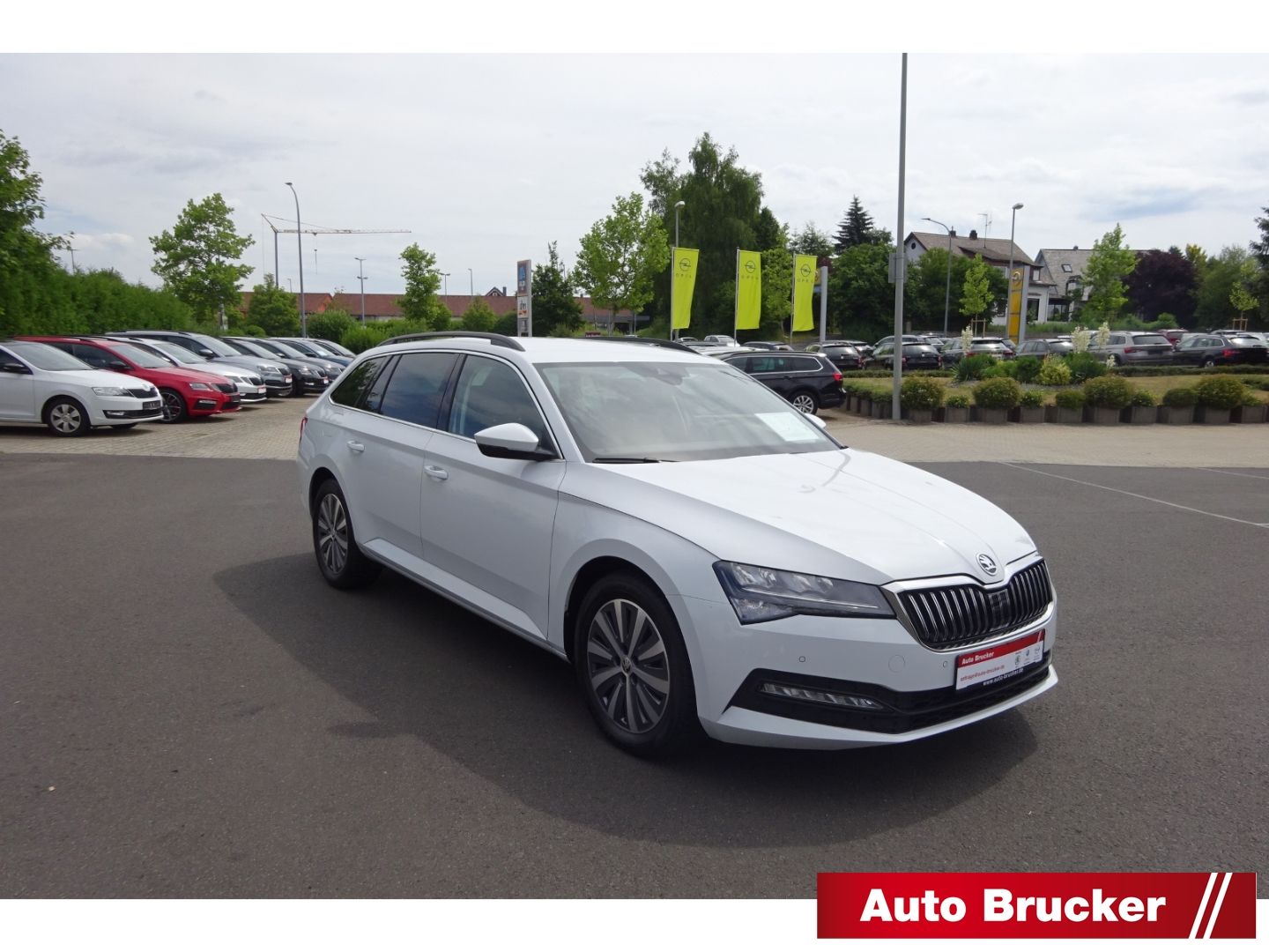 Skoda Superb Combi Ambition 2.0 TDI Navi Alu FSE LED foto 2