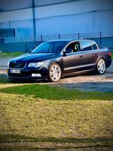 Skoda Superb 3.6 Vr6 DSG 4x4 Tausche - Skoda Superb: 3.6