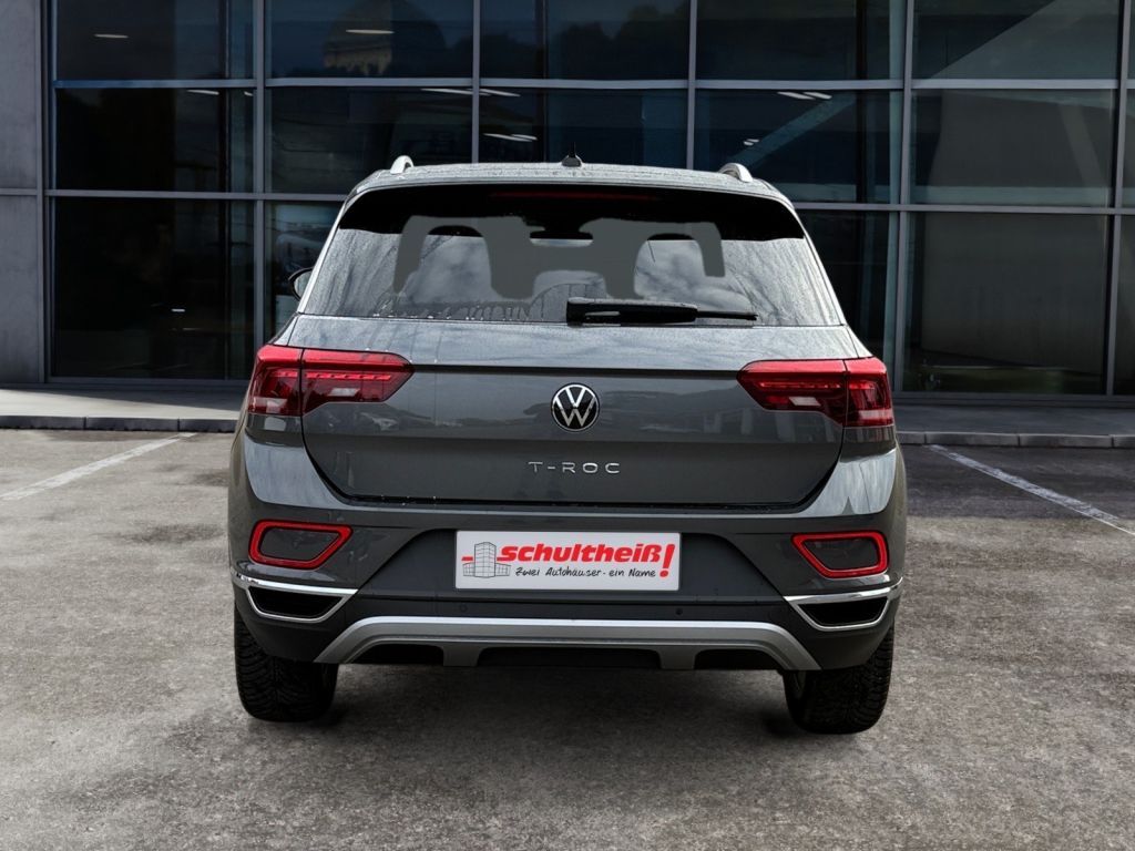 Fahrzeugabbildung Volkswagen T-Roc 1.5 TSI OPF DSG Style