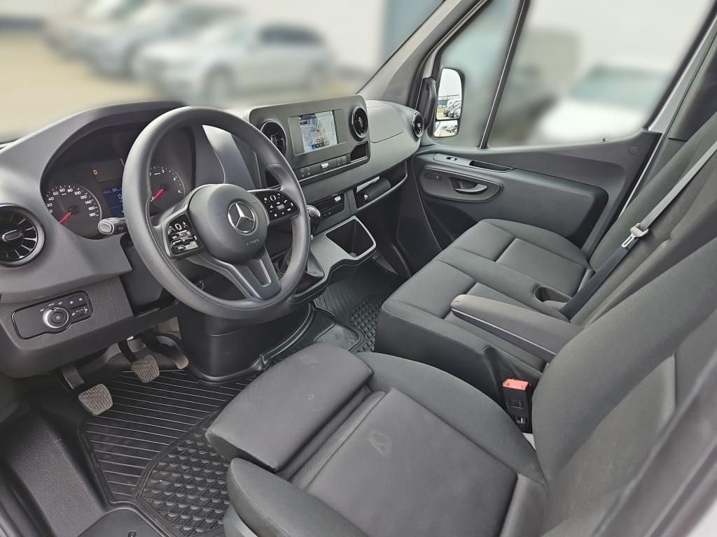 Fahrzeugabbildung Mercedes-Benz Sprinter 317 Kasten L2H2 360°Schwingsitz SHZ EDW