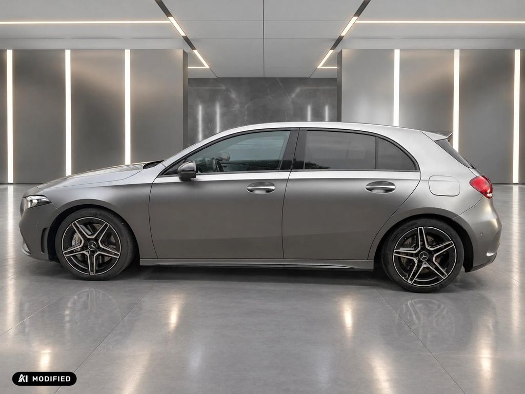 MERCEDES-BENZ A-Class 2022