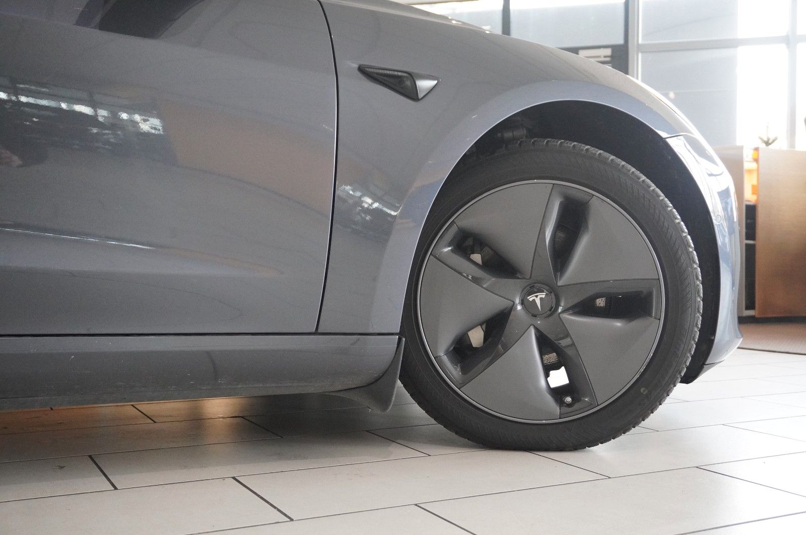 Fahrzeugabbildung Tesla Model 3 LONGRANGE DUAL-MOTOR NAVI/KAMERA/SH/PANO