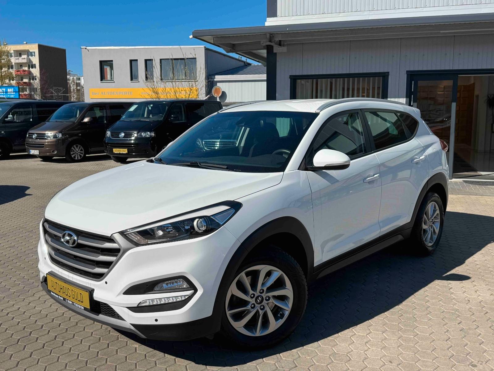 Hyundai Tucson blue Intro Edition 2WD/Navi/R-Kamera