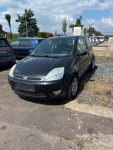Ford Fiesta Ghia 1.6 Automatik Klima - Ford Fiesta aus 2005: Ghia