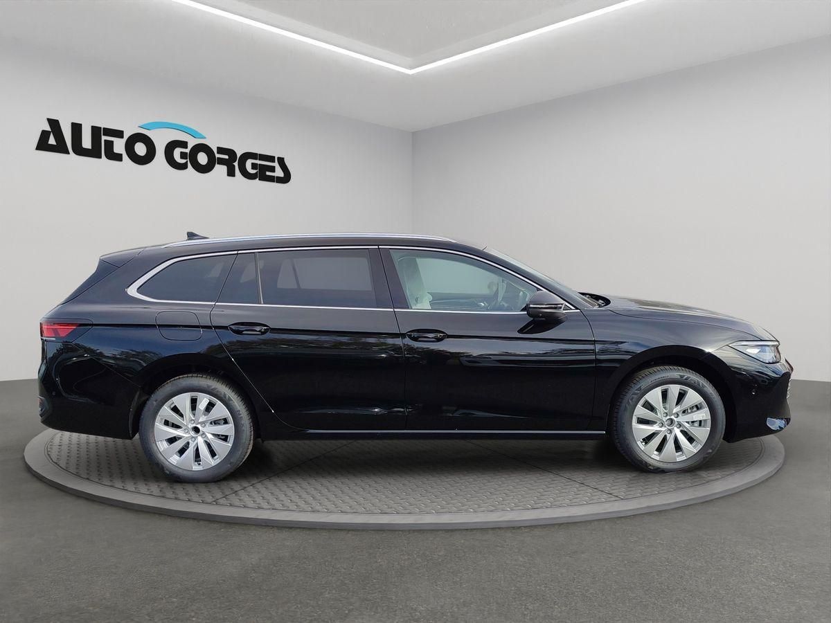Volkswagen Passat - Bild 6