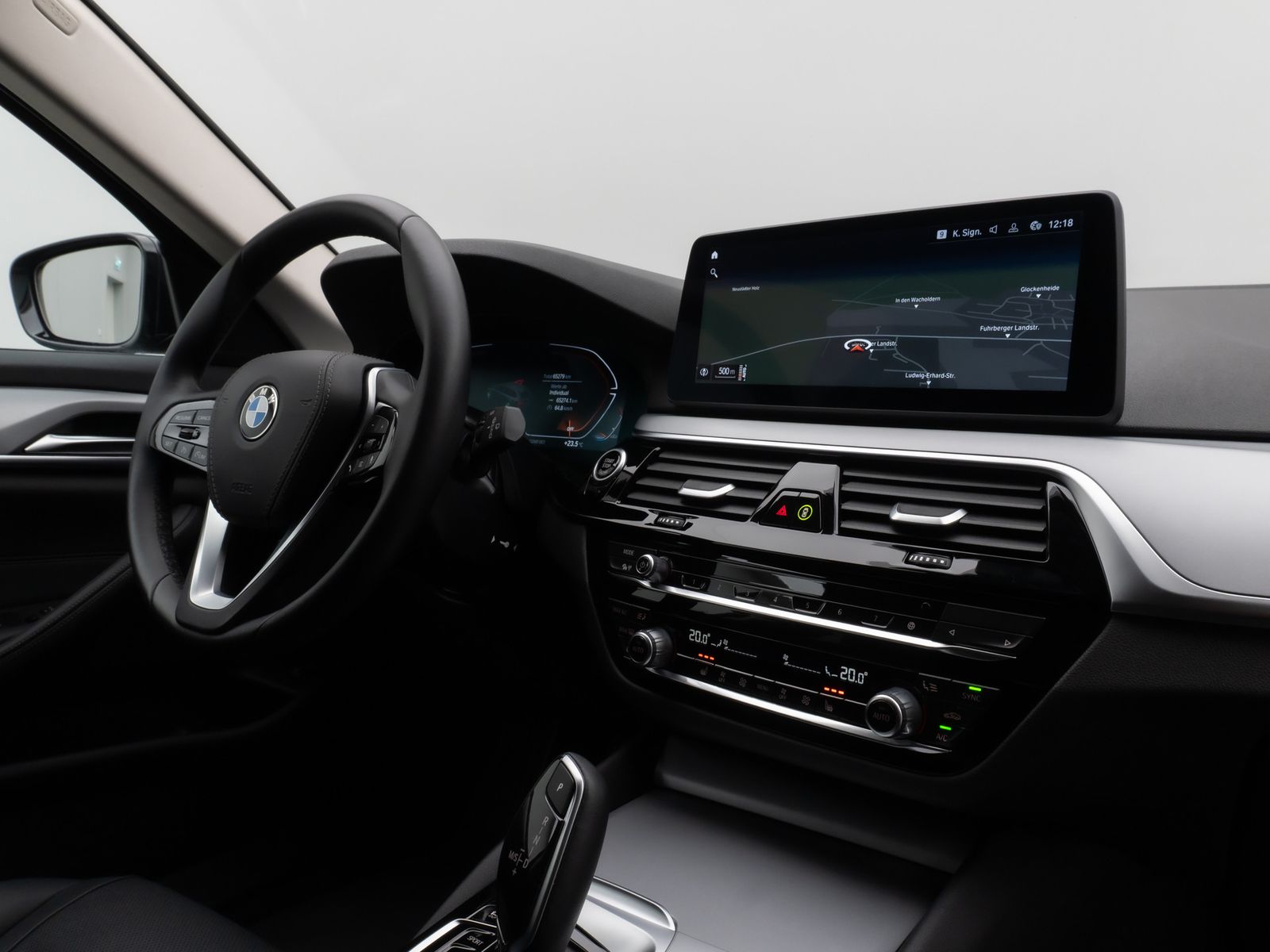 Fahrzeugabbildung BMW 530i Kamera DAB CockPitPro Leder Alarm LED