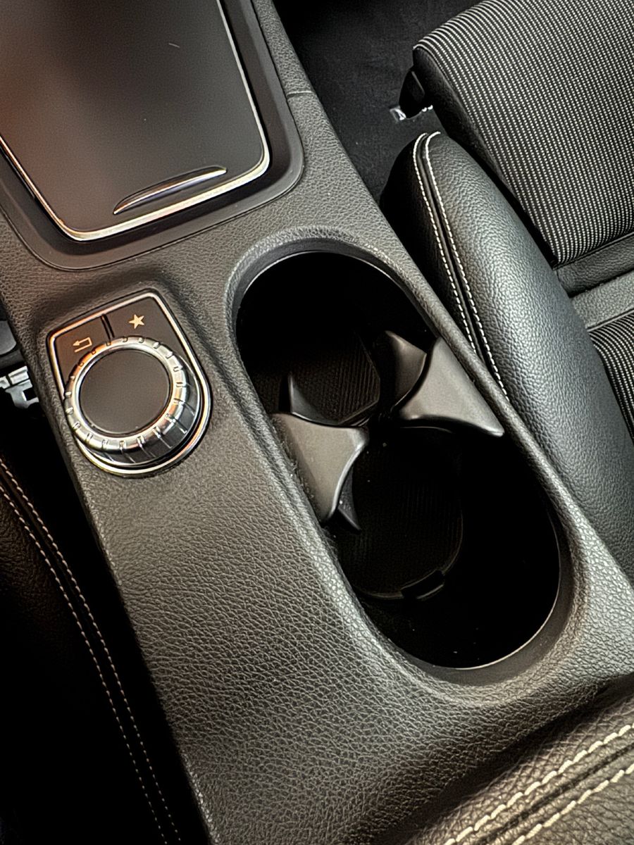 Fahrzeugabbildung Mercedes-Benz B 180 7G-DCT URBAN SPORTPAKET NAVI LED KAMERA 2H