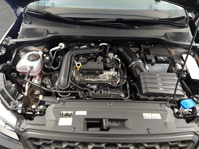 Fahrzeugabbildung Seat Arona Style 1.0TSI LED SitzHz 18"Alu Klimaaut.