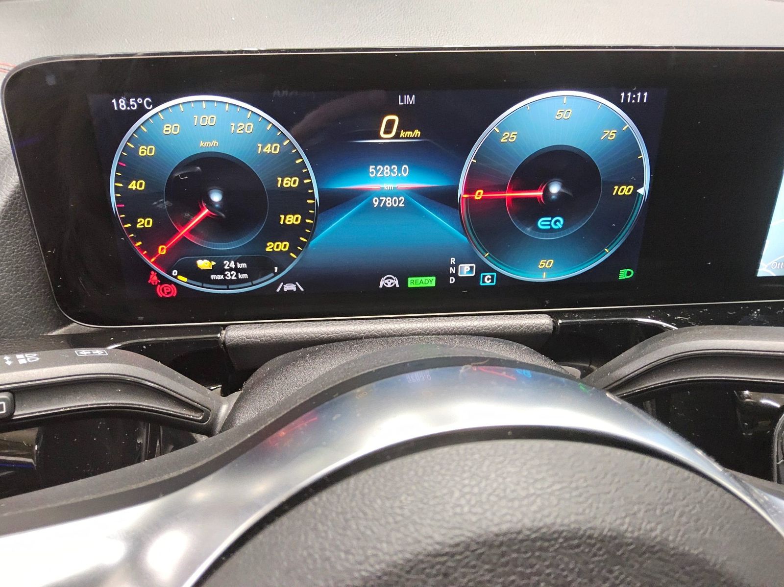 Mercedes-Benz EQA 250 AMG-Line Navi LED MBUX AHK Distronic foto 8