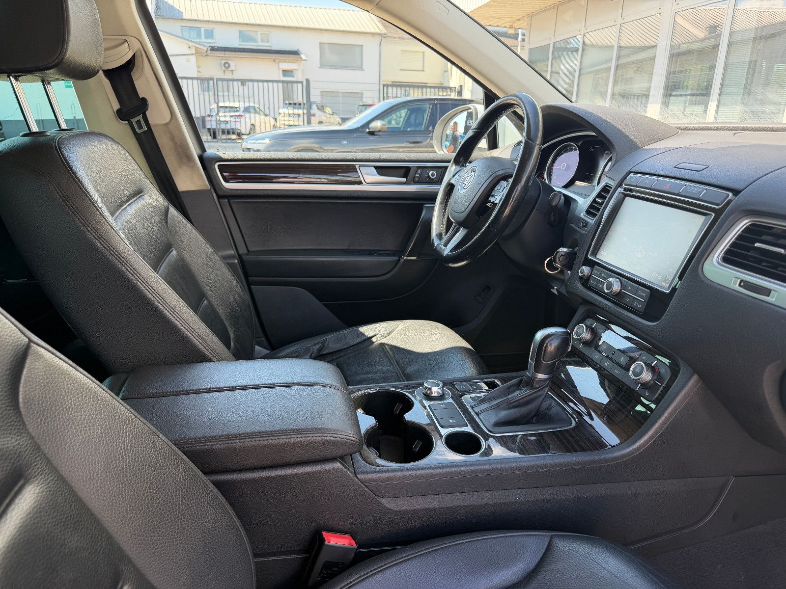 Fahrzeugabbildung Volkswagen Touareg V6 TDI BMT/Terrain Tech 4Mot/NAVI/LEDER