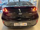 Hyundai IONIQ 1.6 Premium Plug-In Hybrid - Hyundai IONIQ Premium mit Hybrid-Antrieb (Benzin/Elektro)