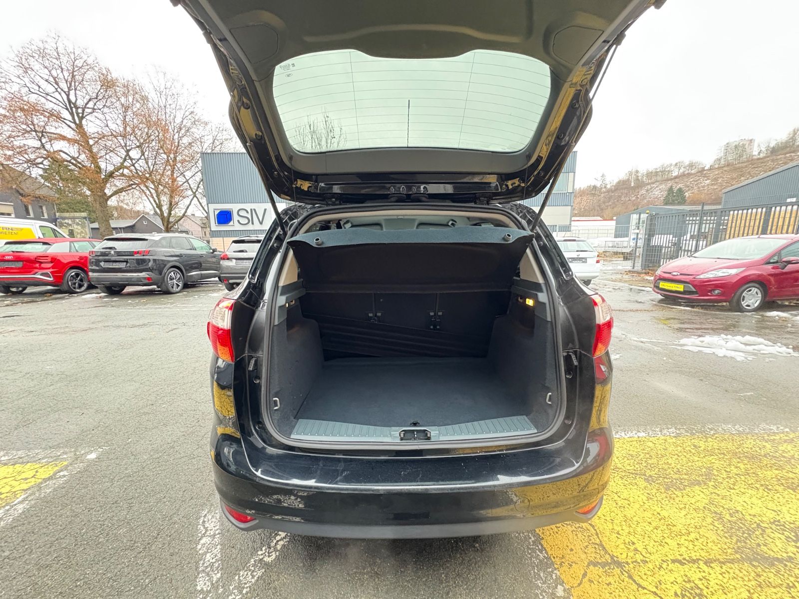 Fahrzeugabbildung Ford C-Max Trend 1.6 *1.Hand*