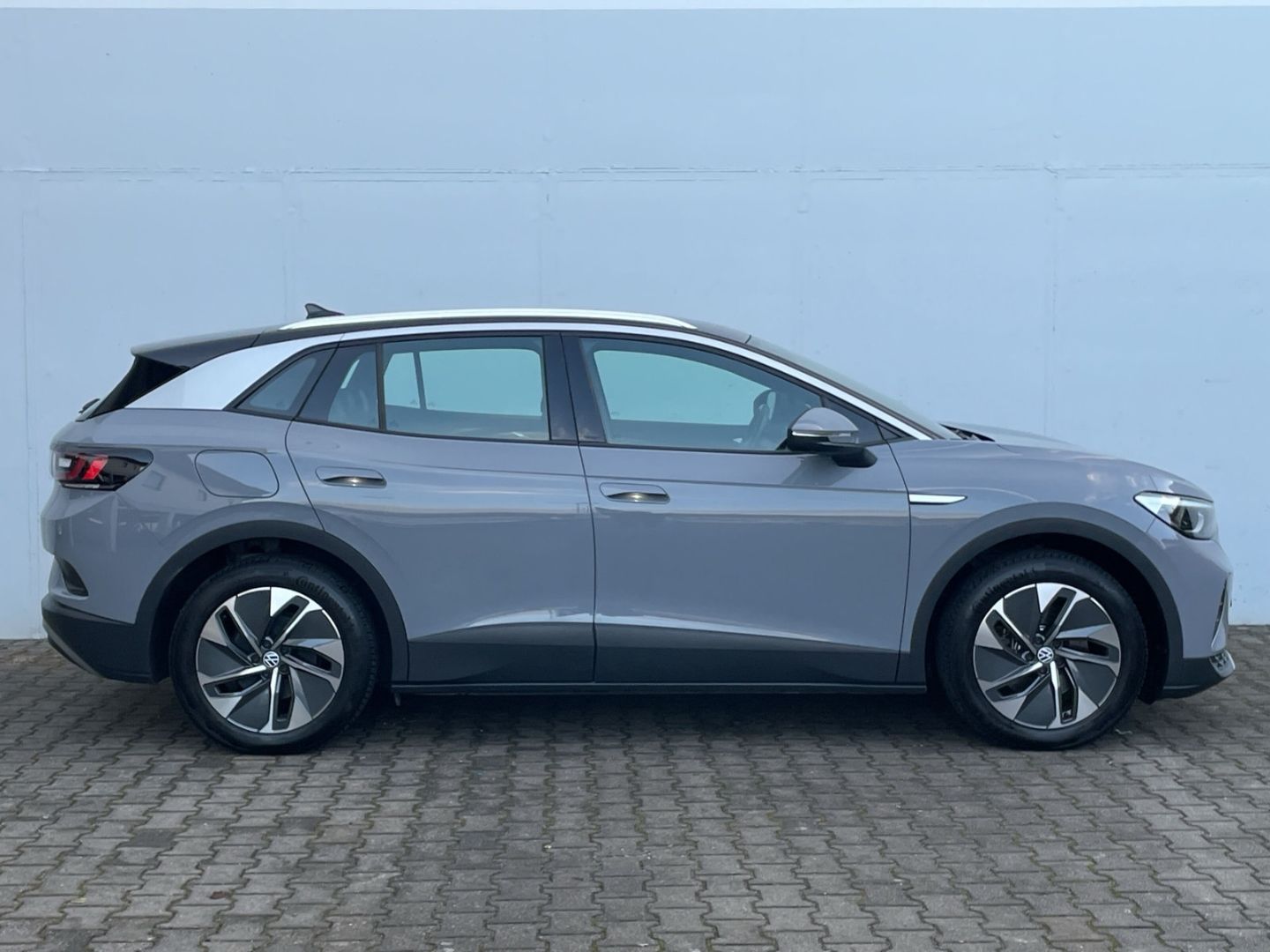 ID.4 Pure Performance Wärmepumpe/360°Kamera/HUD/