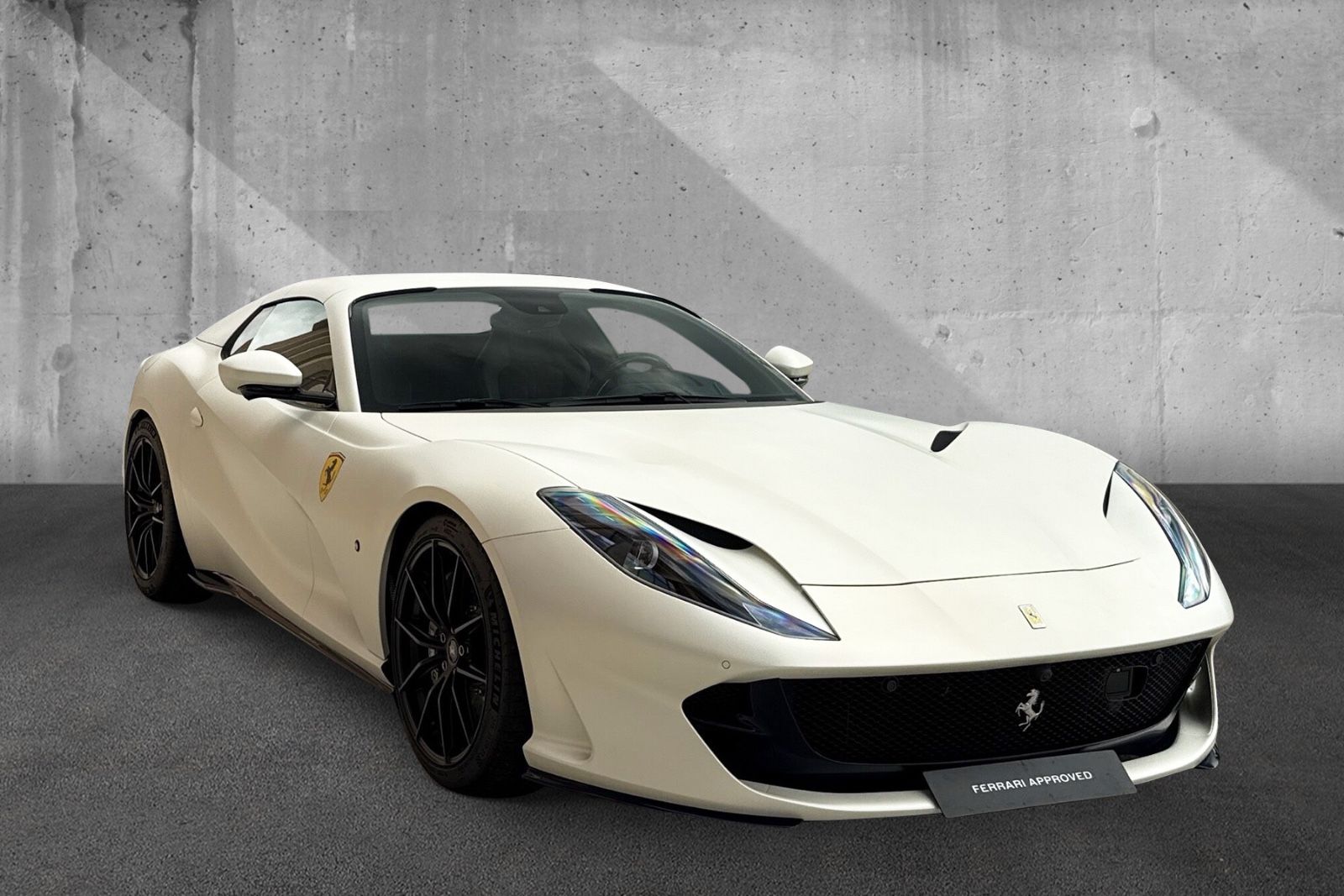 Fahrzeugabbildung Ferrari 812 GTS*Atelier*Blue Carbon*Painted Shields
