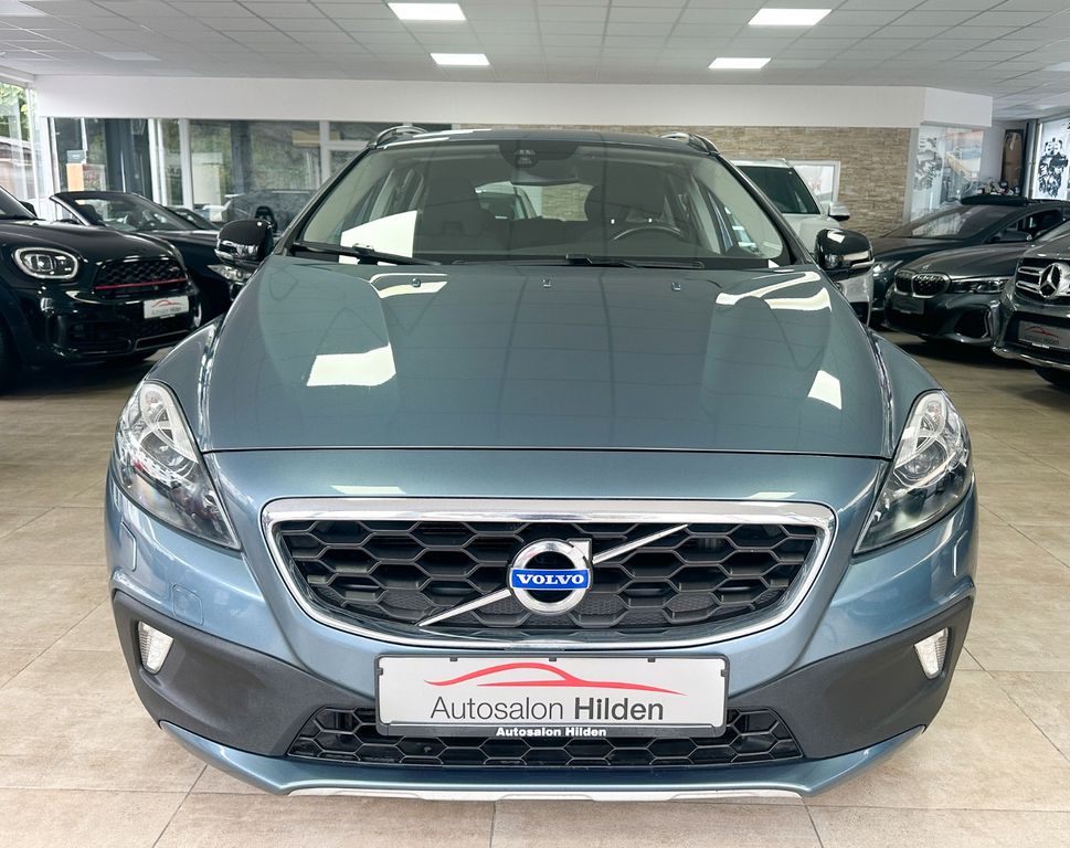 VOLVO V40 CC