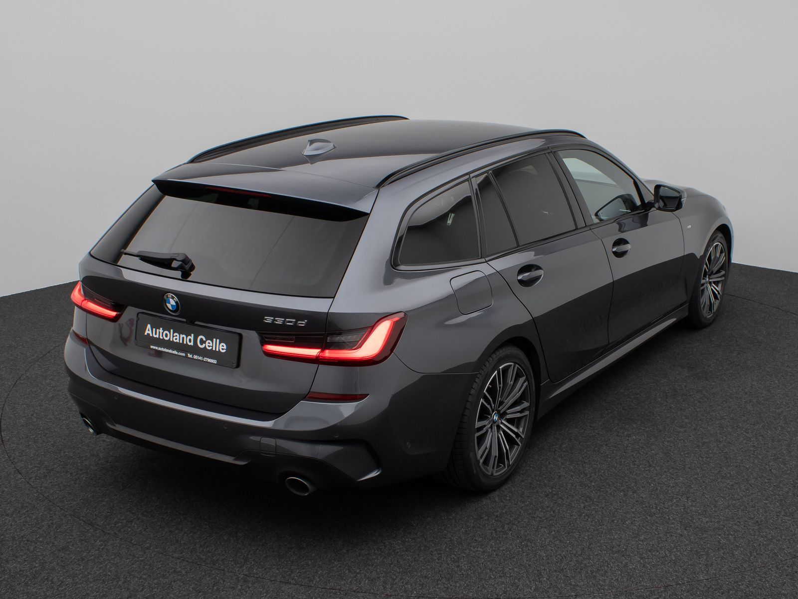 Fahrzeugabbildung BMW 330d M Sport Kamera DAB HiFi Stop&Go Alarm LED